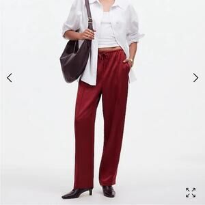 Madewell Pintucked Slim Pull-On Pants in Satin in Claret Red Wine Size Large